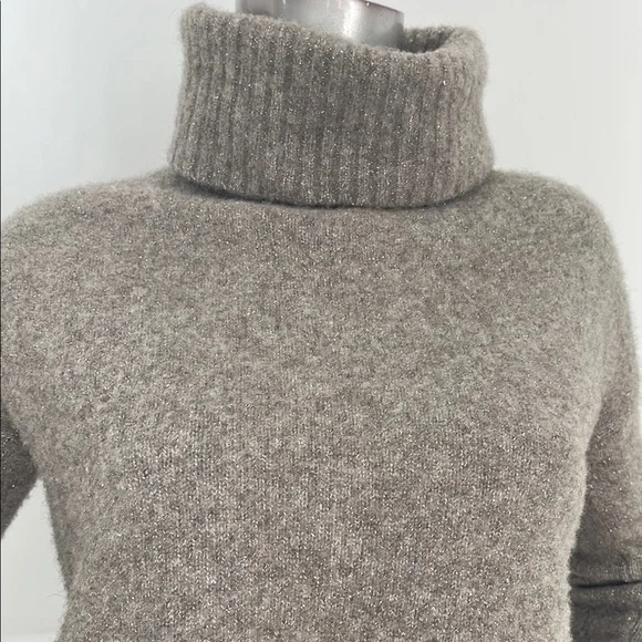 All Saints Turtleneck Gray Metallic Cropped Sweater  Side Slits Size XS - Picture 8 of 9